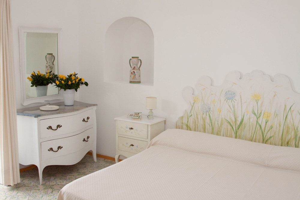 Villa Rosa 7/32