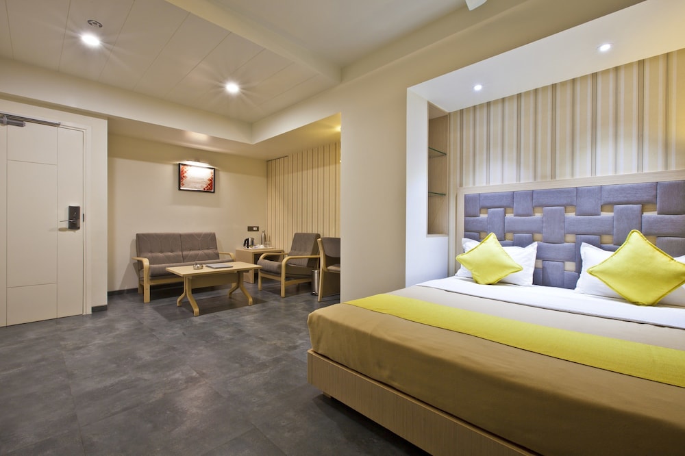 Hotel Sifat International 14/50
