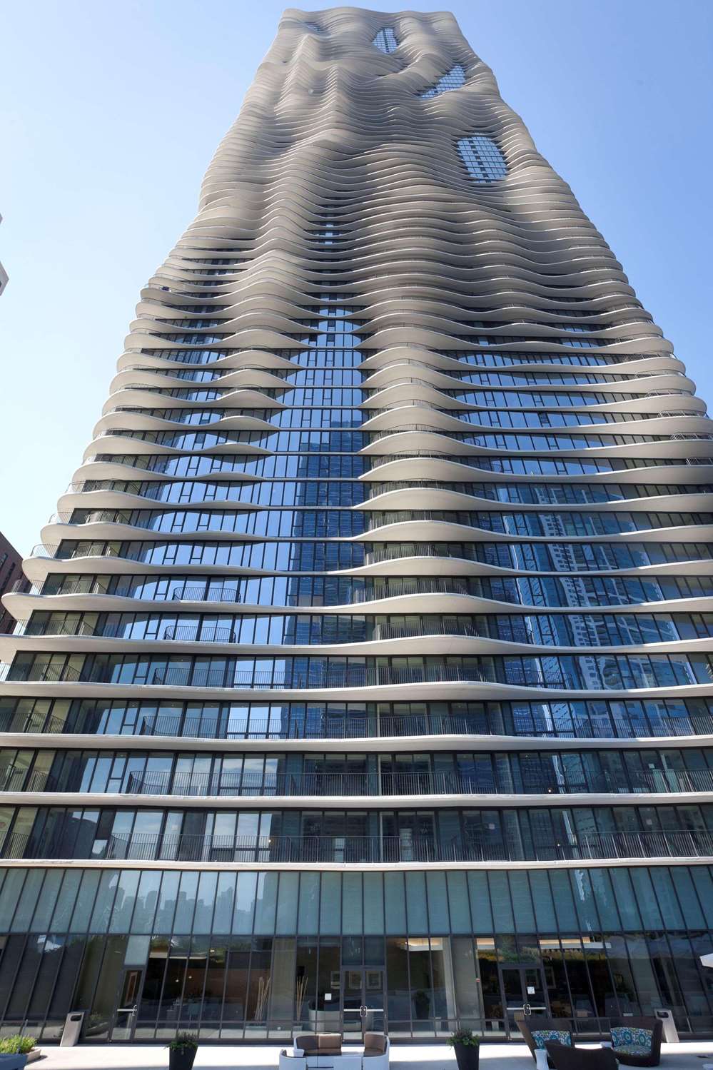 Radisson Blu Aqua Hotel, Chicago 7/80