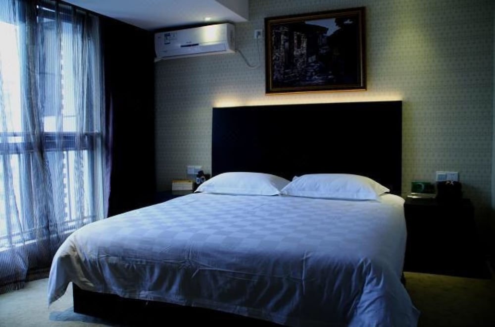 Bolianhui Fashionable Hotel (Chongqing Southwest Hospital) 10/20