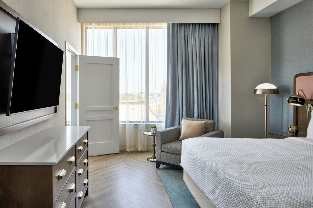 2 Bedrooms, Presidential, Suite, 2 Double Beds, City View