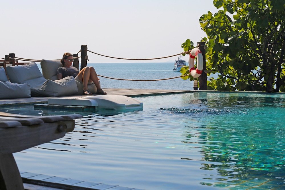 KOH MUNNORK PRIVATE ISLAND 45/50