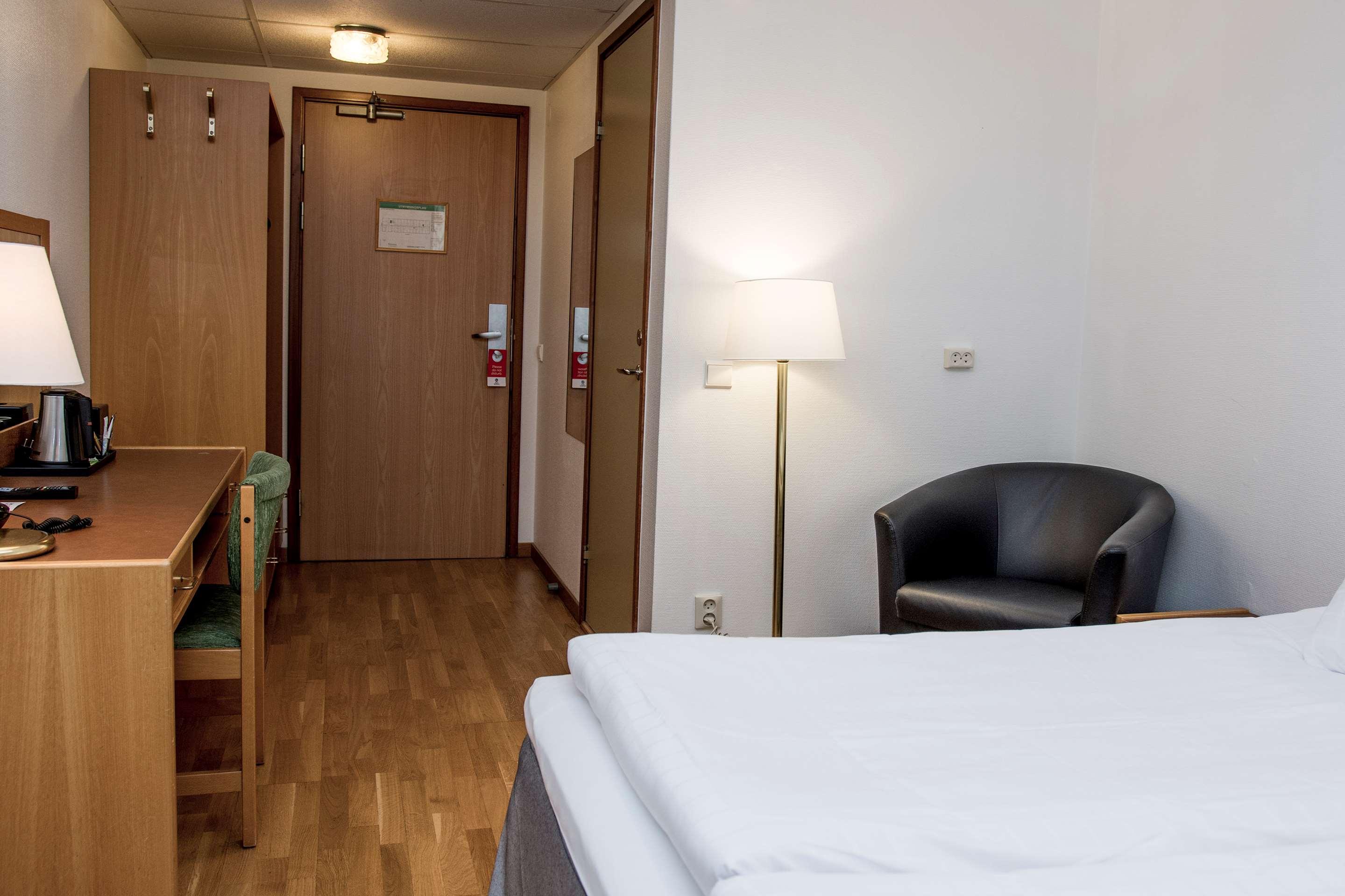 Room, King Bed, Best Western Hotel Park Astoria 3/5