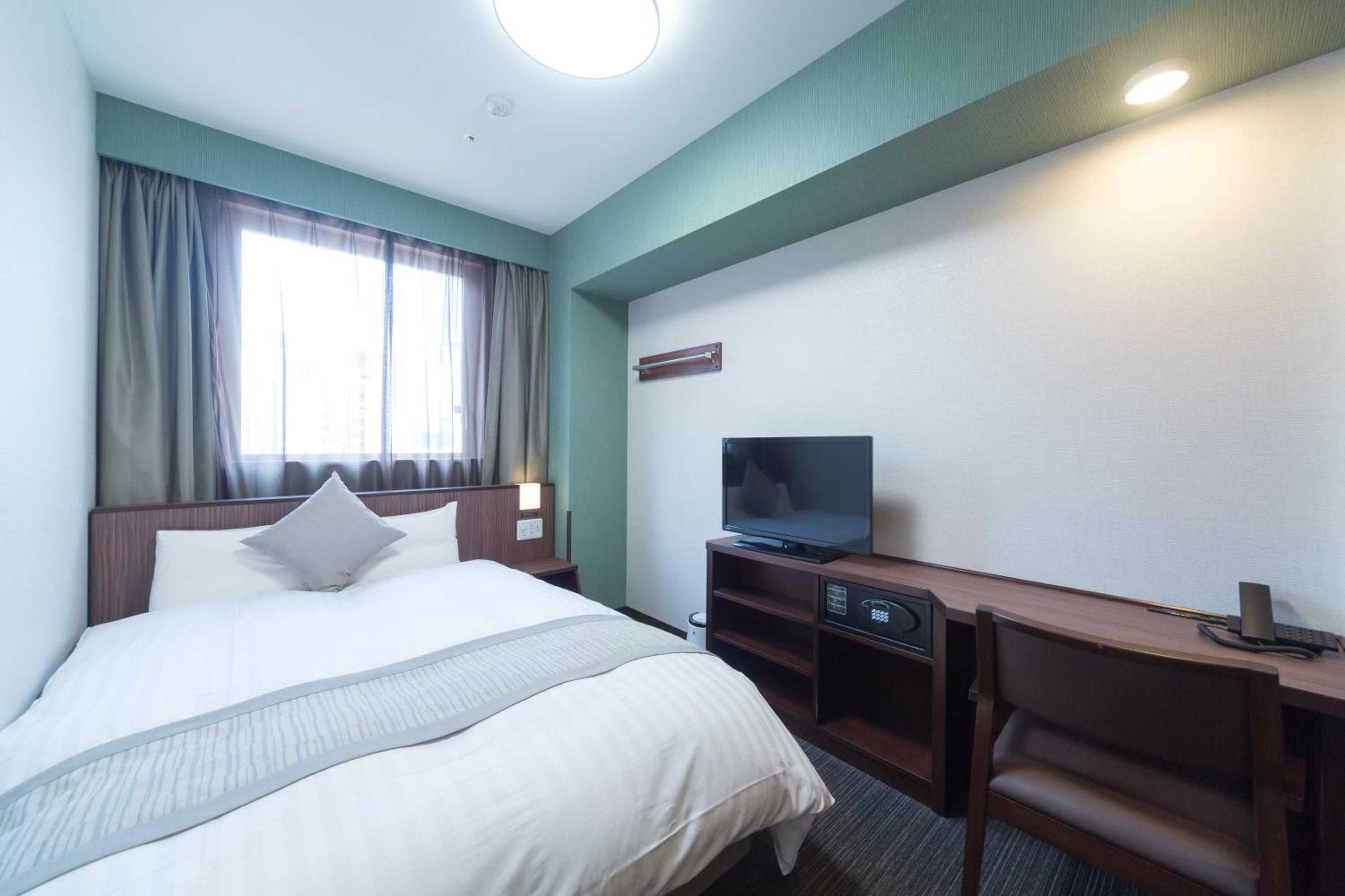 Moderate, Double Bed