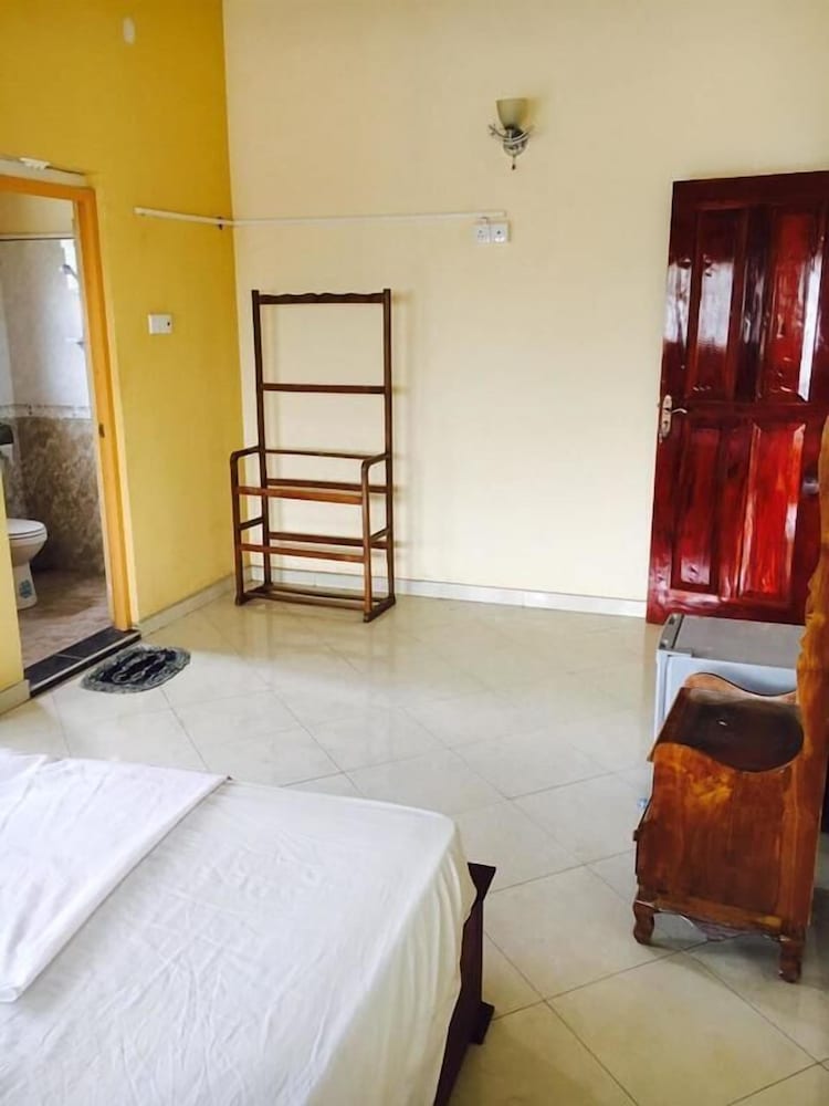 Eliyana Guest House photo3