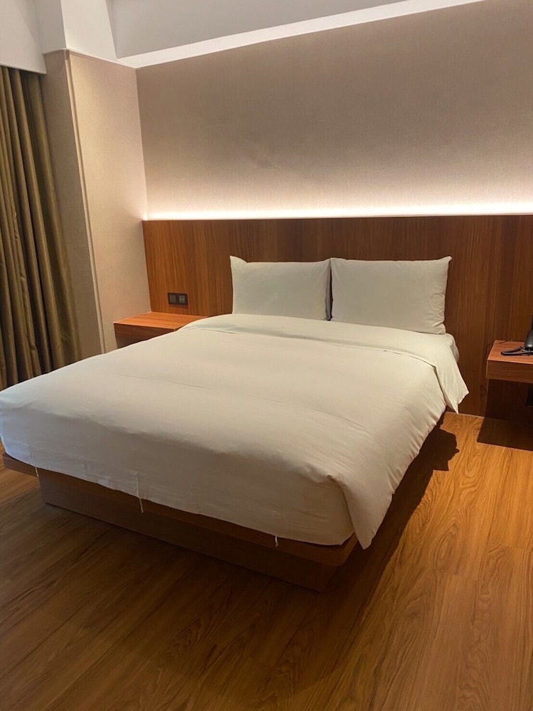 Jin Man Jia Hotel 18/62