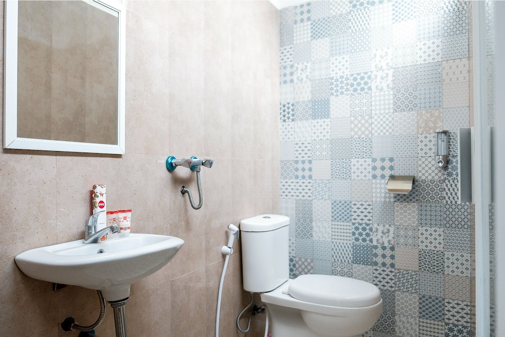 OYO 1454 111 Residence 18/18