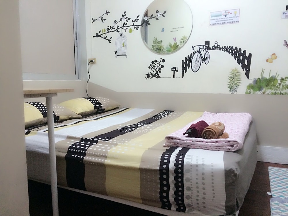 Kamin Bird Hostel 8/24