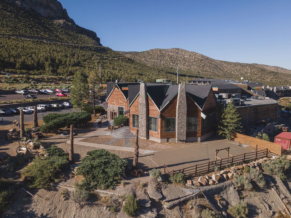 THE RETREAT ON CHARLESTON PEAK in LAS VEGAS - NV