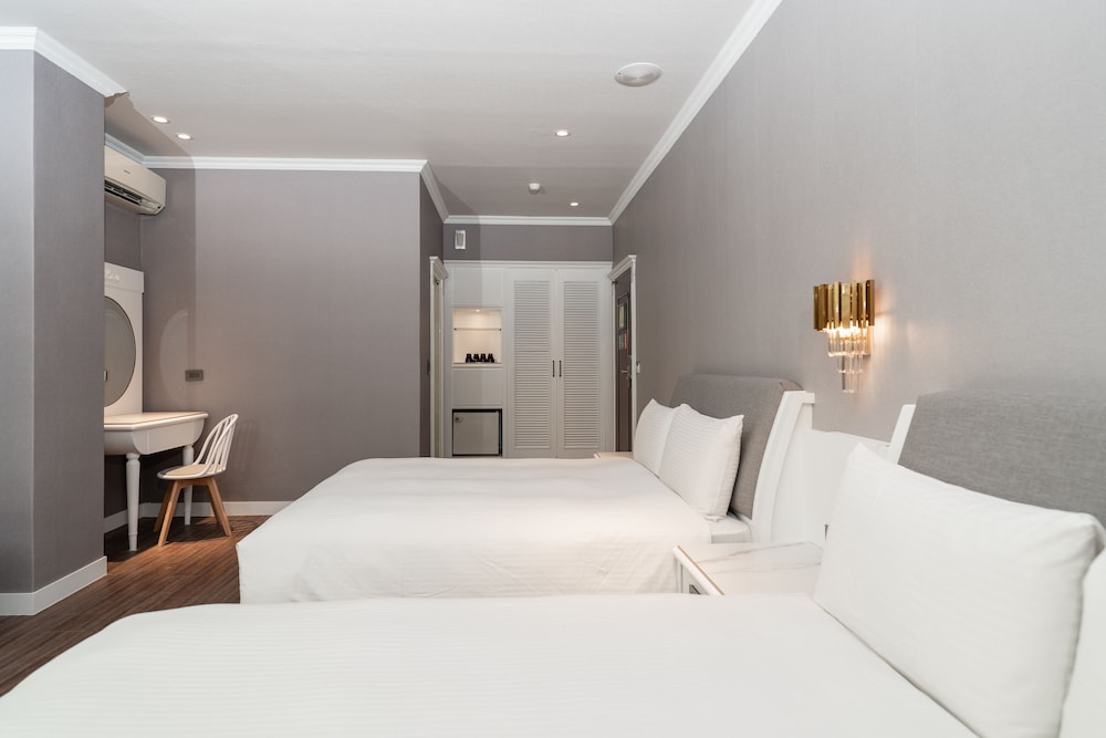 Fu Hsiang Hotel 28/68