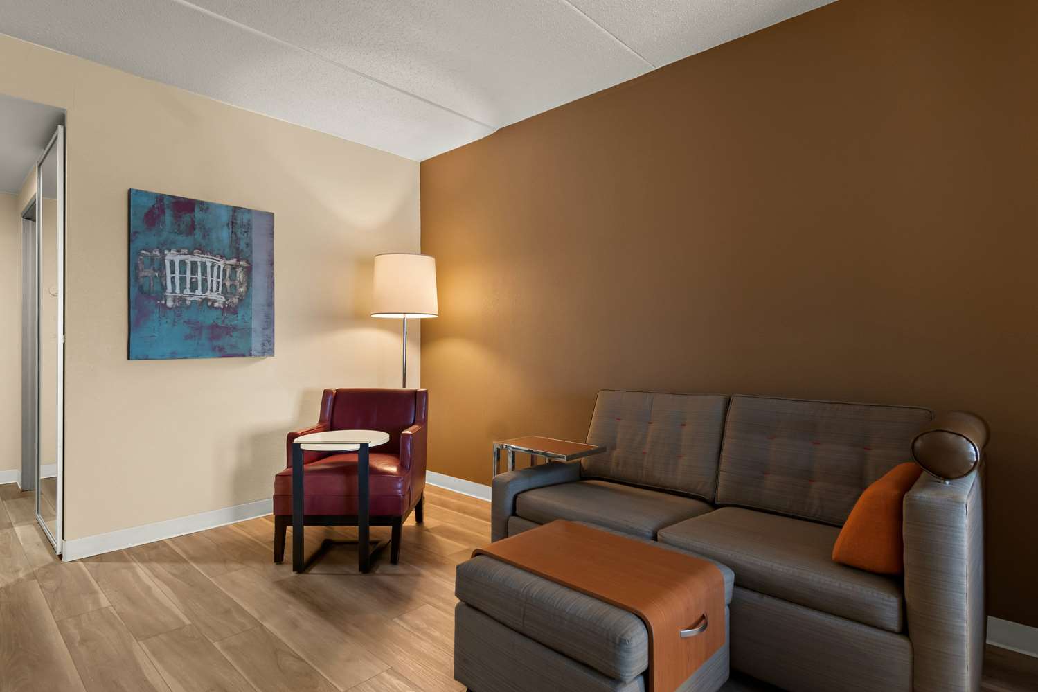 Ramada By Wyndham Harrisburg/Hershey Area 41/59