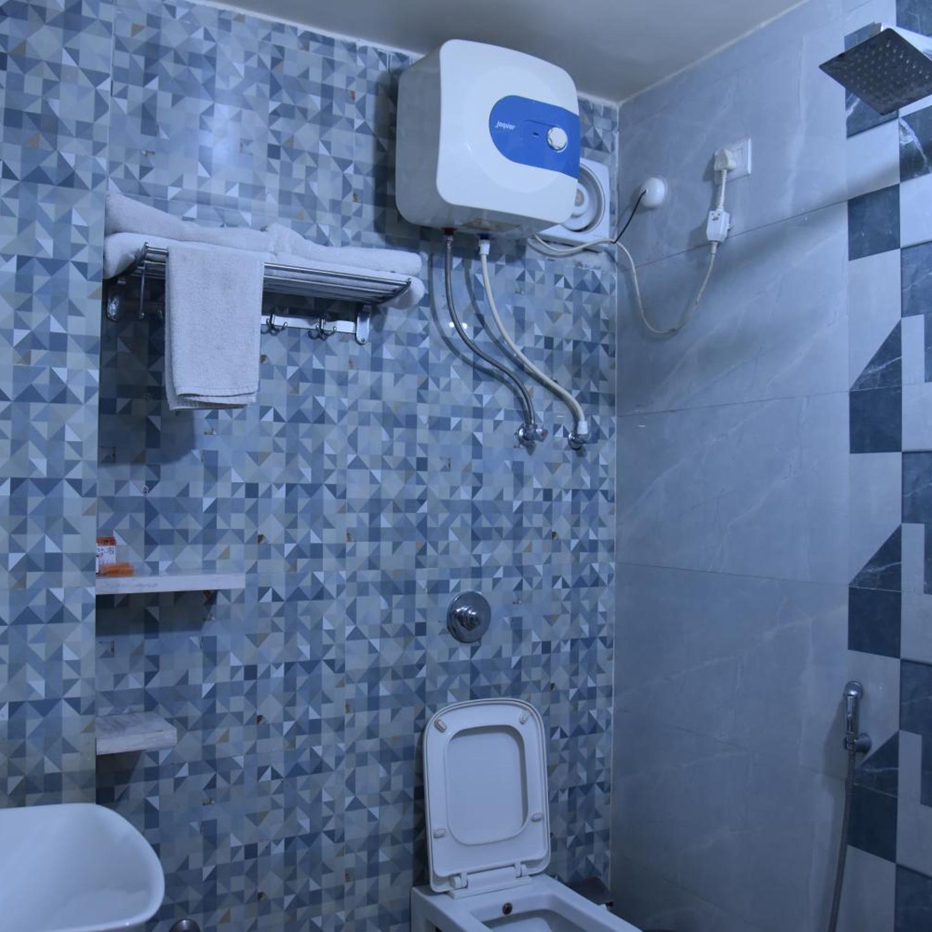 Hotel Aalcajars Inn 47/50