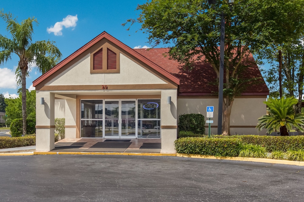 Red Roof Inn Suites Brunswick I 95 7/32