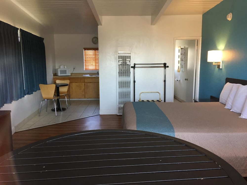 Motel6 Pismo Beach, CA - Pacific Ocean 27/52