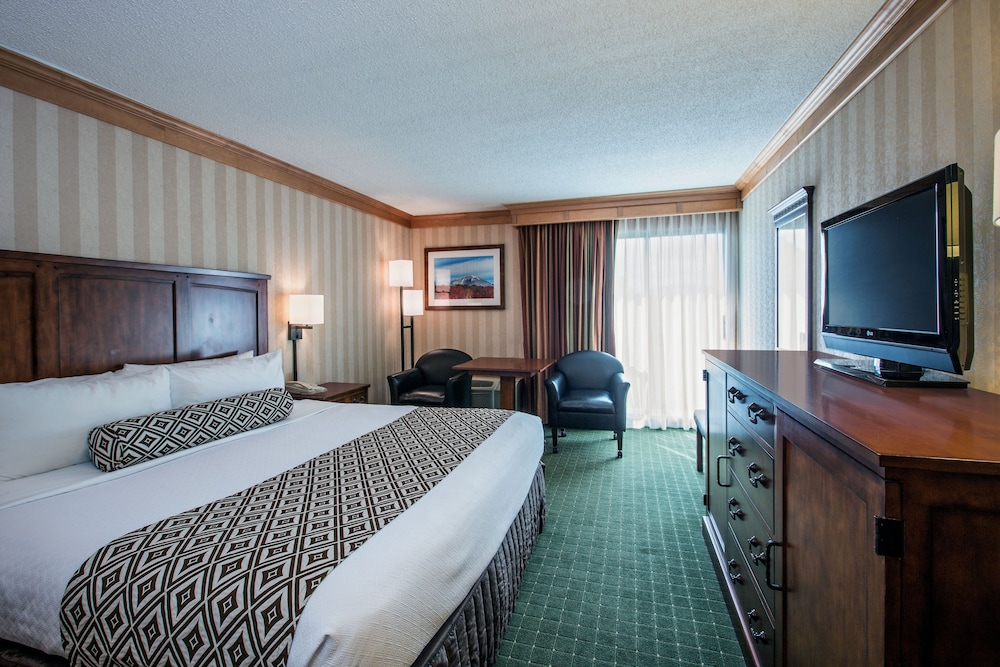 Crowne Plaza Lake Placid 15/67