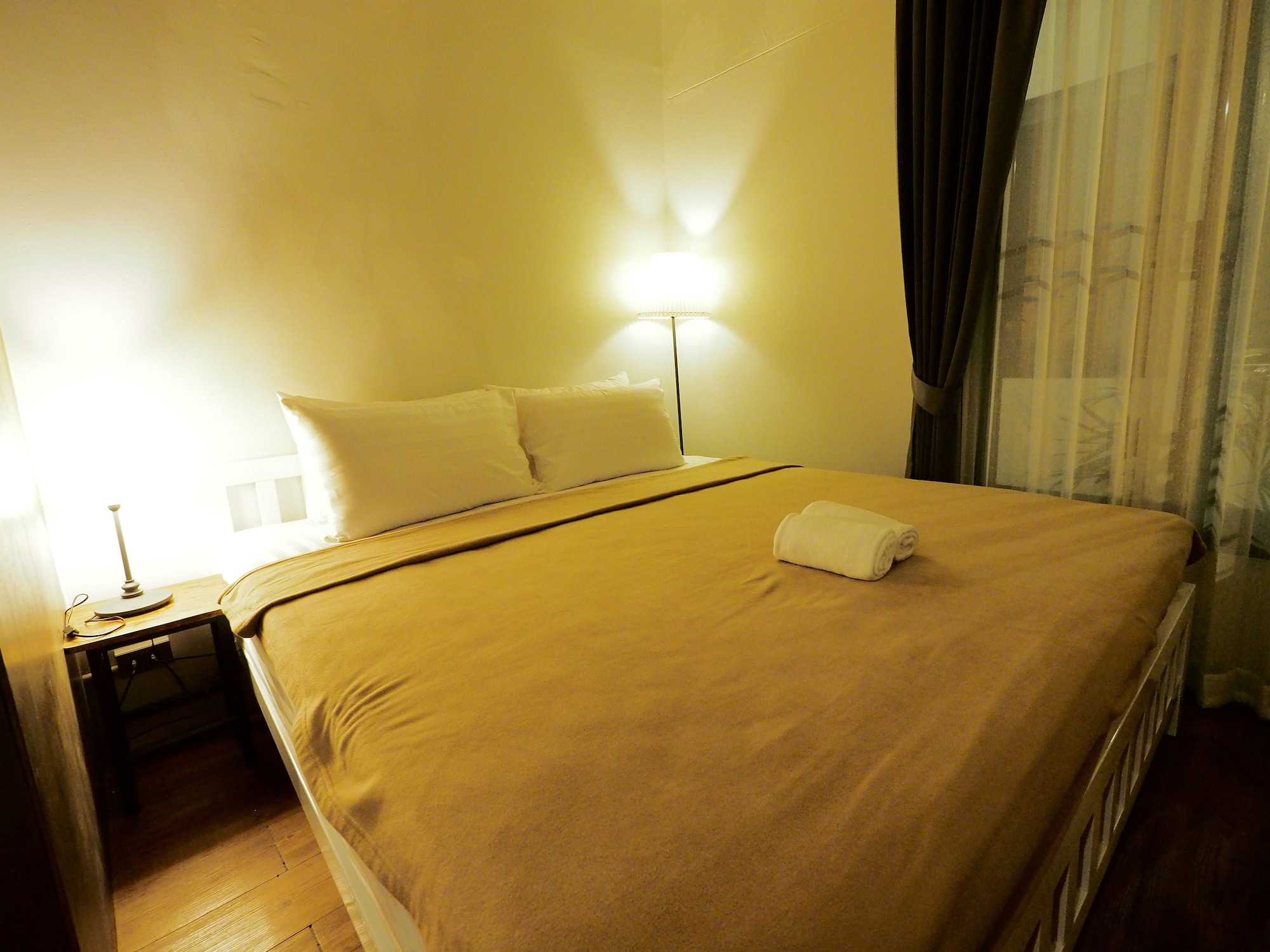 غرفة بسرير مزدوج بحمام خاص، Uno Chiangmai - Hostel 10/10