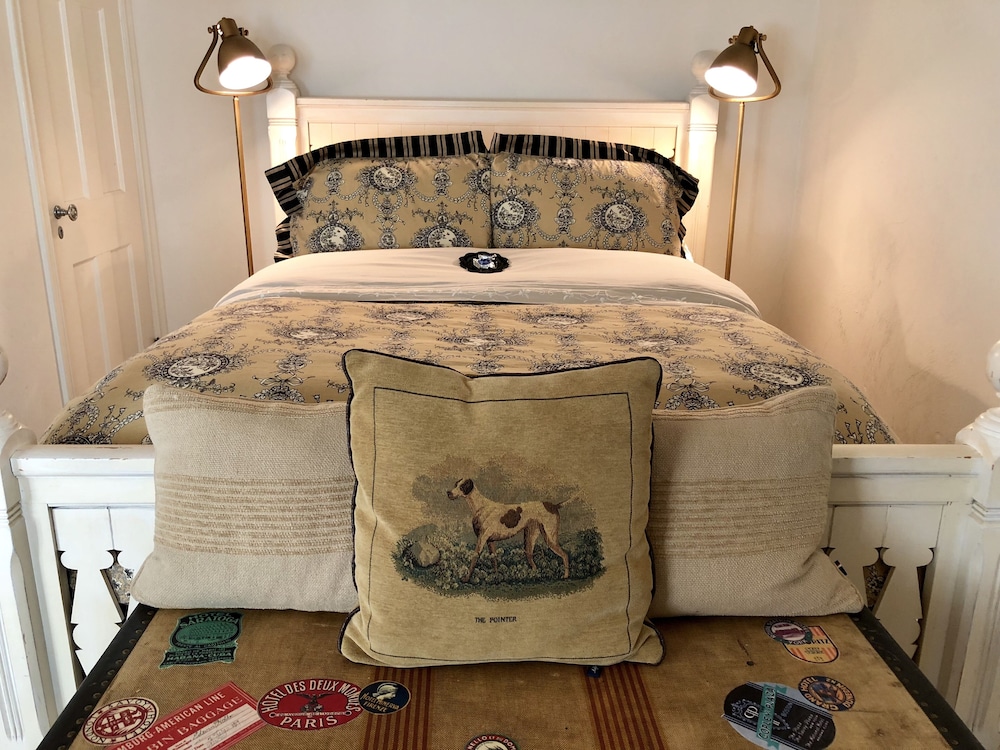 Frederick William House 4/50