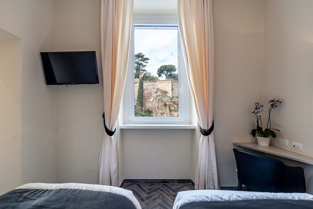 Foro Romano Luxury Suites 45/51