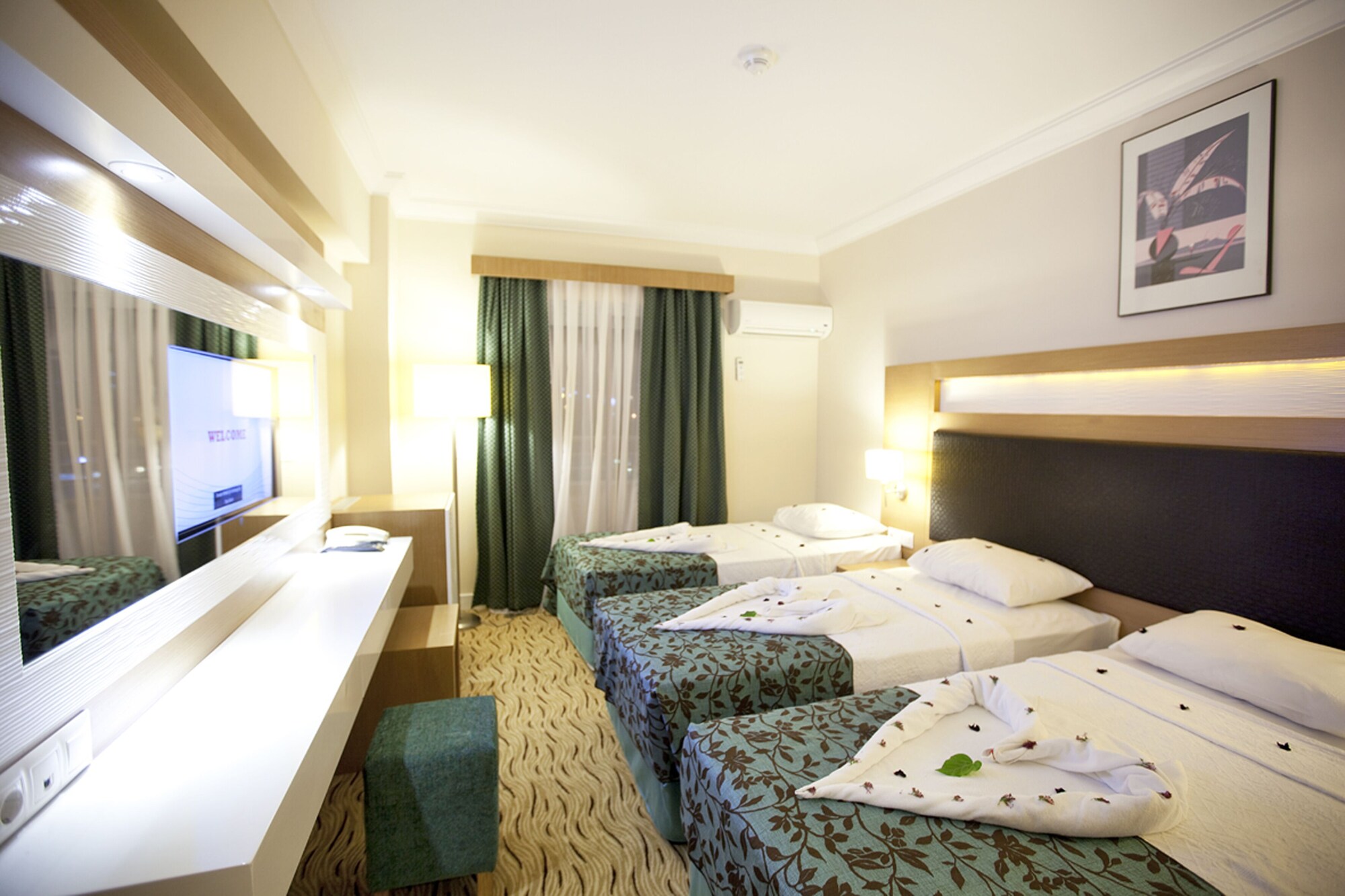 غرفة ثلاثية بثلاثة أسرّة، Marbel Hotel 4/8