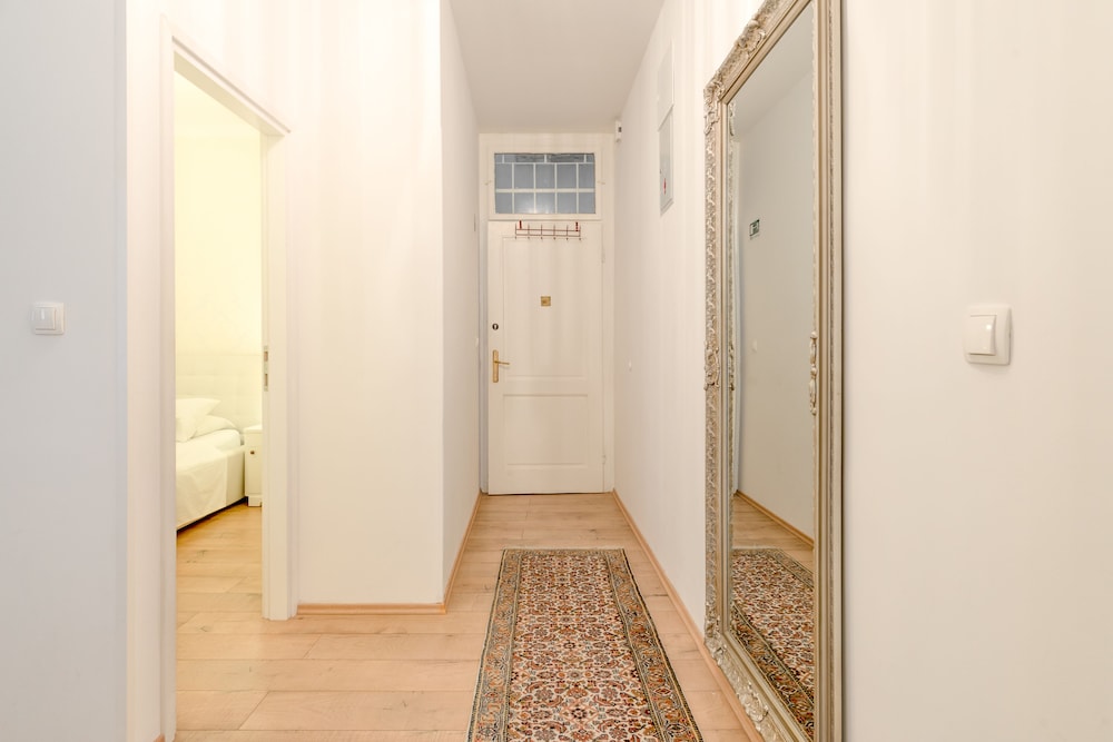 Aurum Templi Suites 38/58