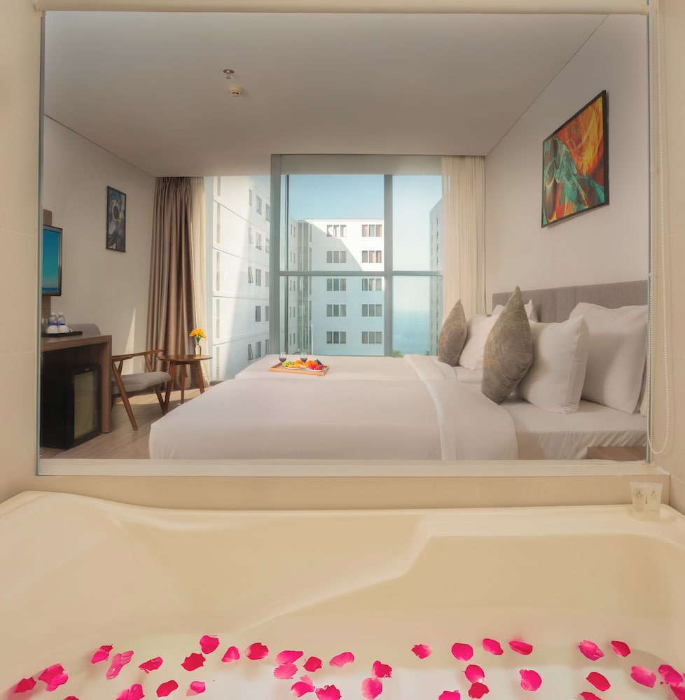 Gosia hotel 28/75