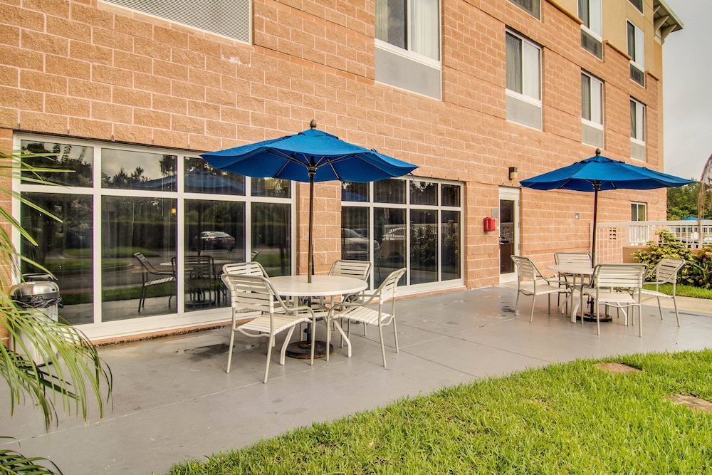 Fairfield Inn & Suites 3/32