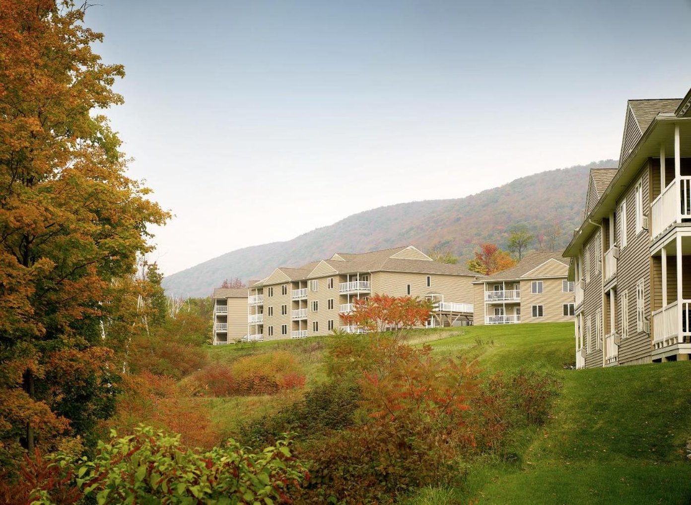Vacation Village At Berkshires 45/47