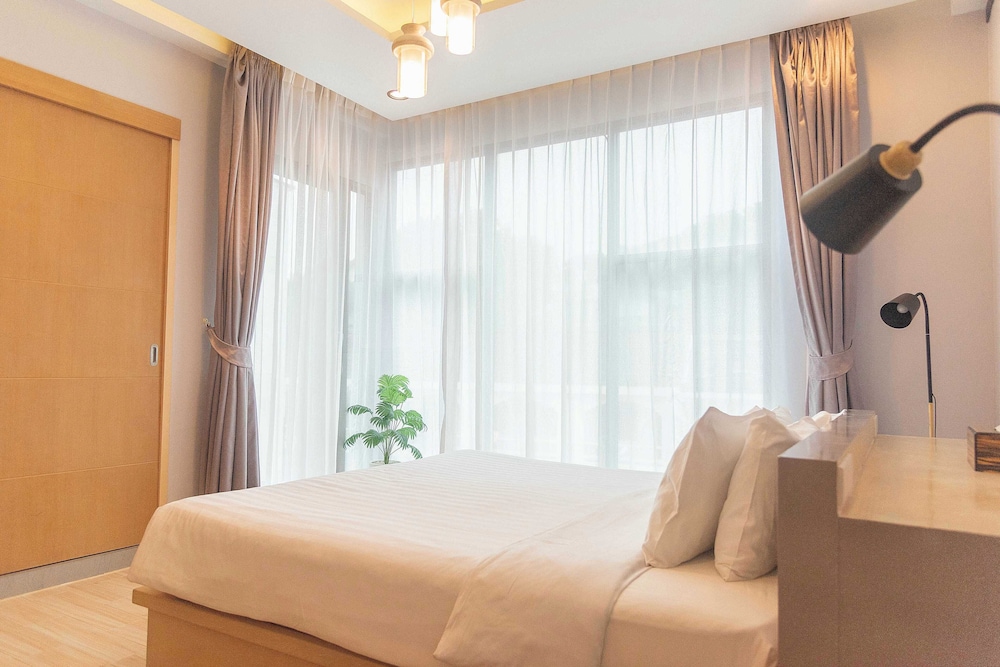 ONE LOFT HOTEL 20/50