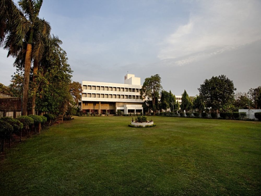 HOTEL KALINGA ASHOK 25/27