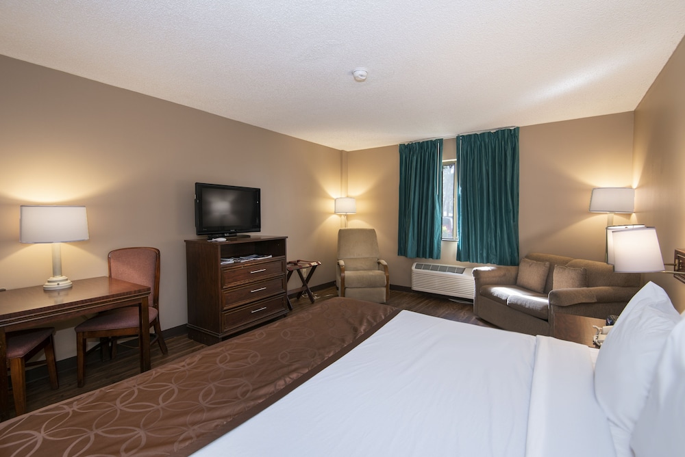 Guest Inn and Suites Midtown Medical Center 14/38