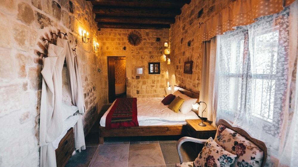 CAPPADOCIA OLD HOUSES 33/49
