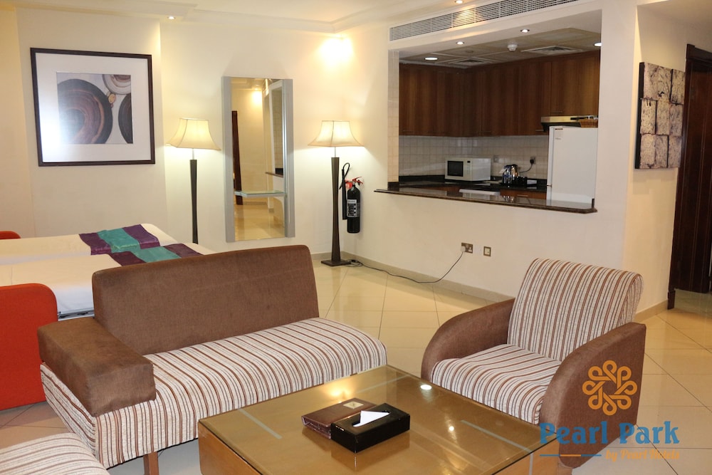 Pearl Executive Hotel Apartment (ex Pearl Park Deluxe Hotel Apartments) 36/50