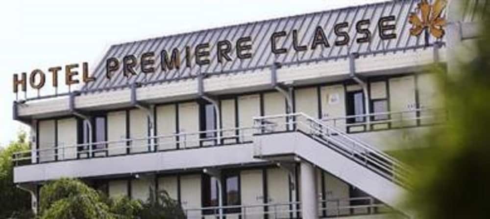 Premiere Classe Evreux 1/32