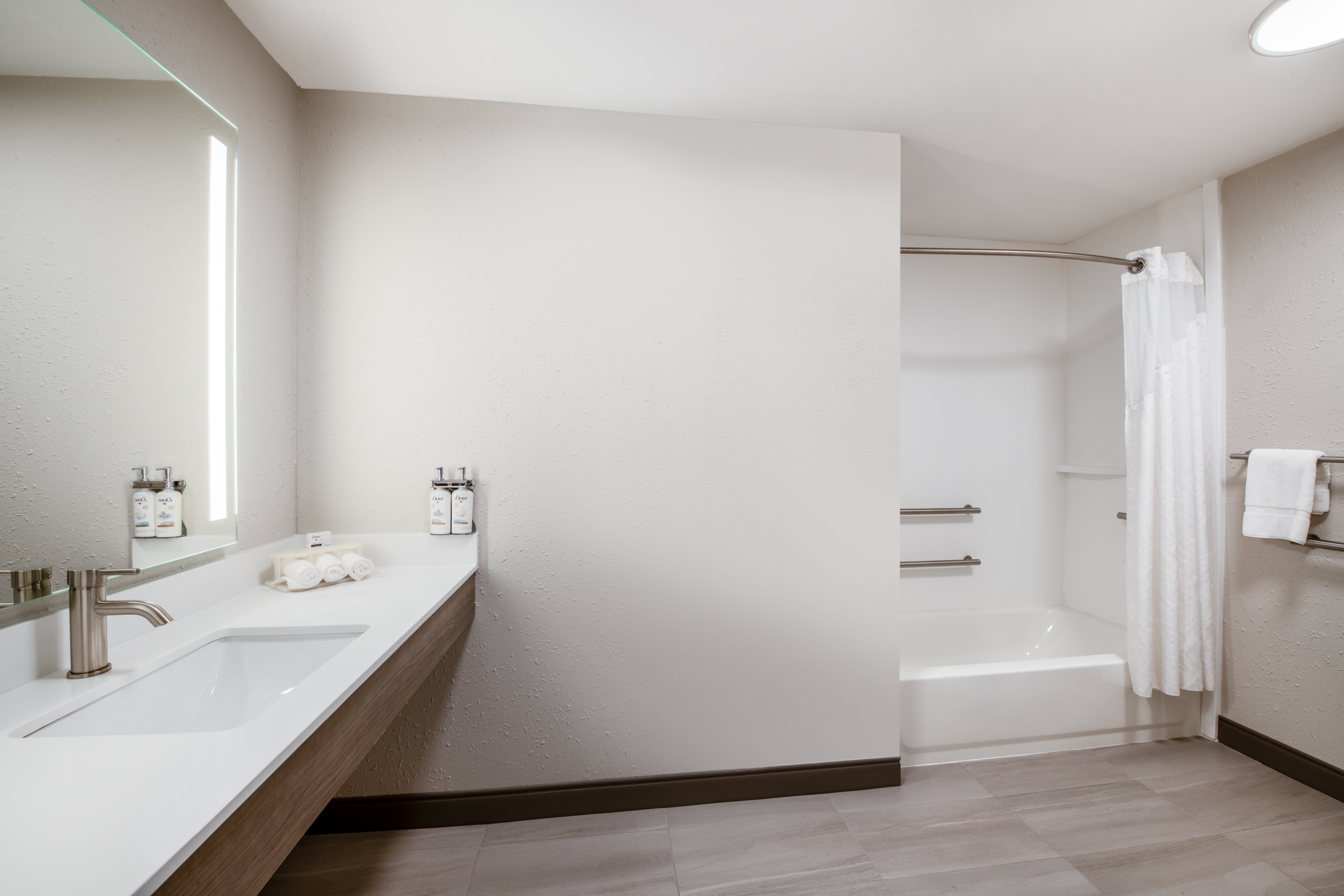 Holiday Inn Express Hotel Suites Wilson I 95 26/27