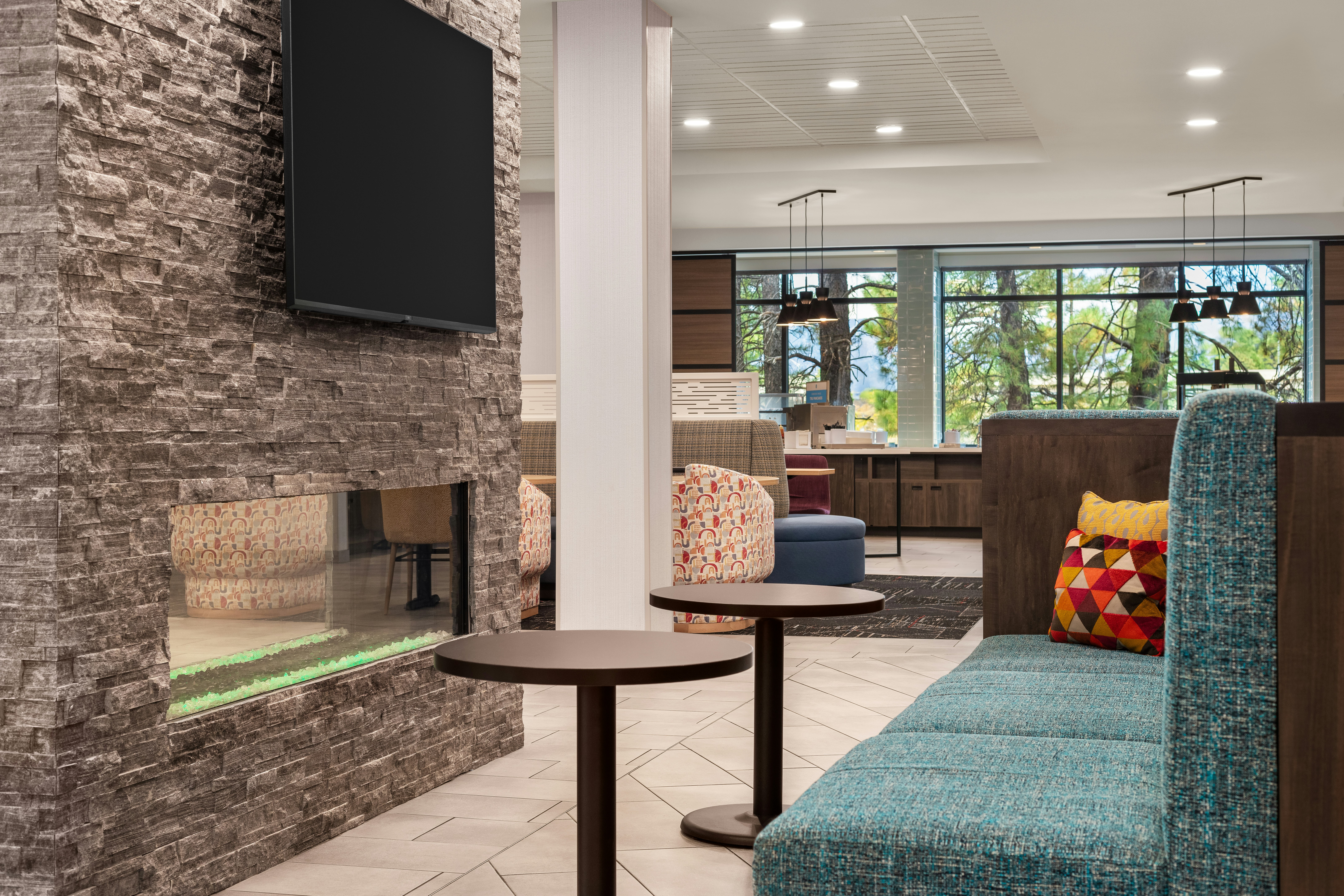 Home2 Suites by Hilton Flagstaff 27/47