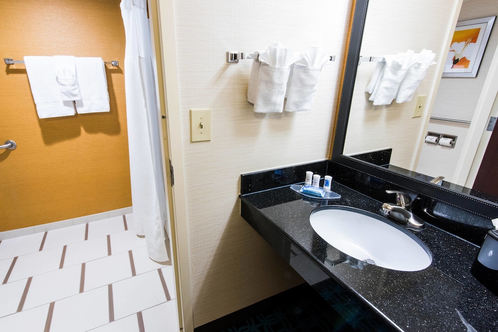 Fairfield Inn And Suites By Marriott Chesapeake 15/33
