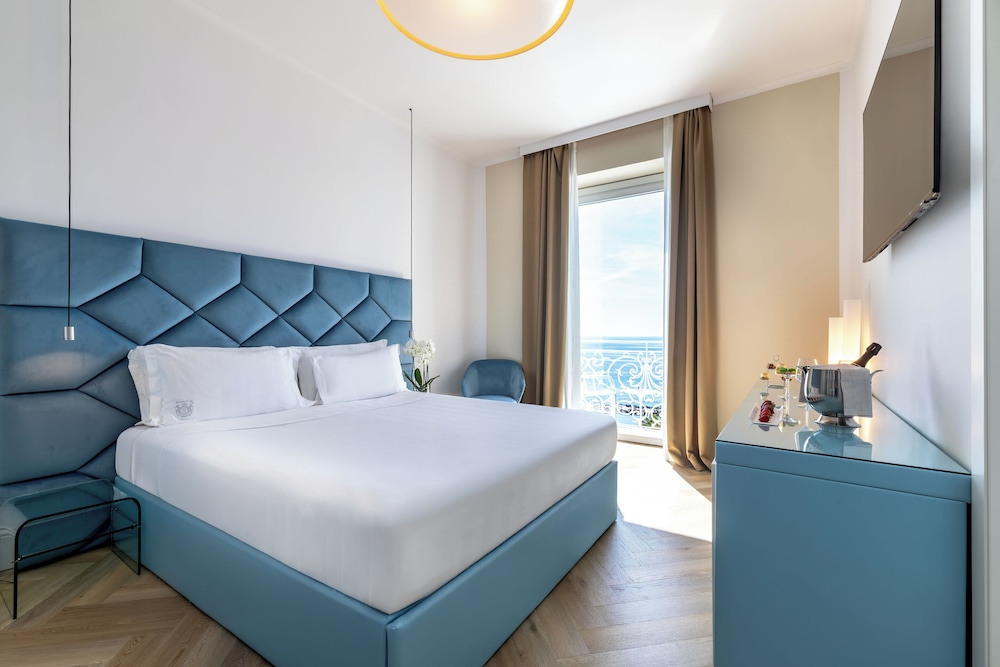 PREMIUM, DOUBLE BED