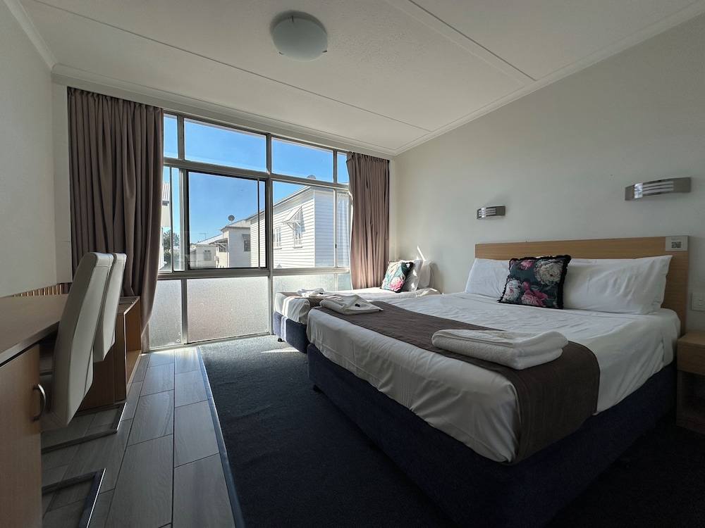 AIRWAY MOTEL 5/50