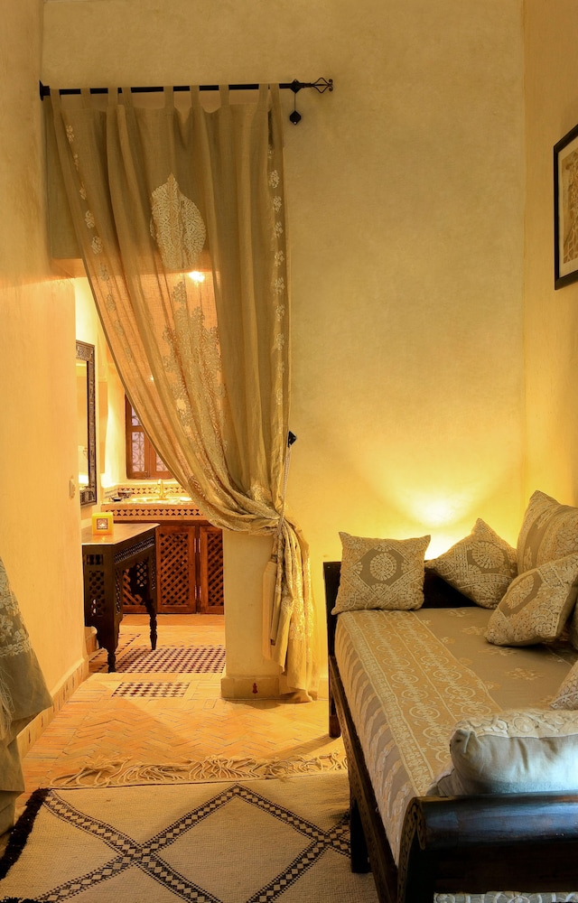 RIAD DJEMANNA 6/35