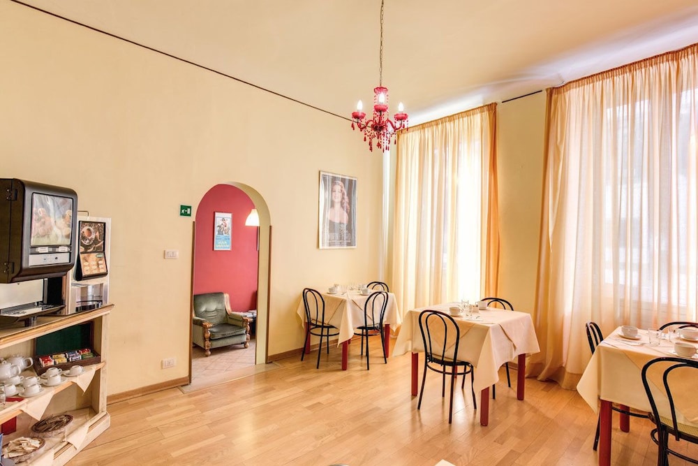 Romagna Hotel 20/32