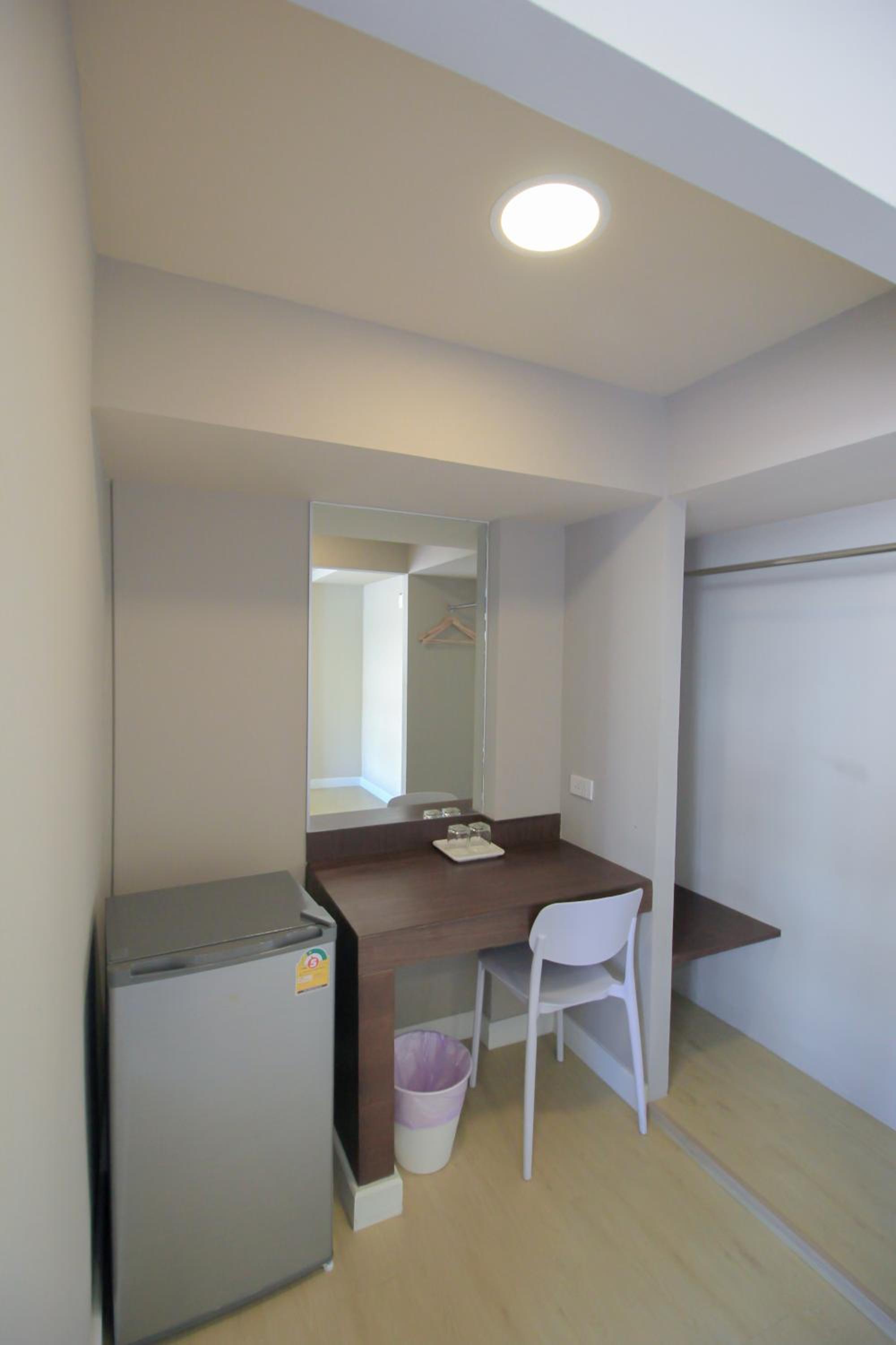 The Sea Bangsaen Hotel 35/48