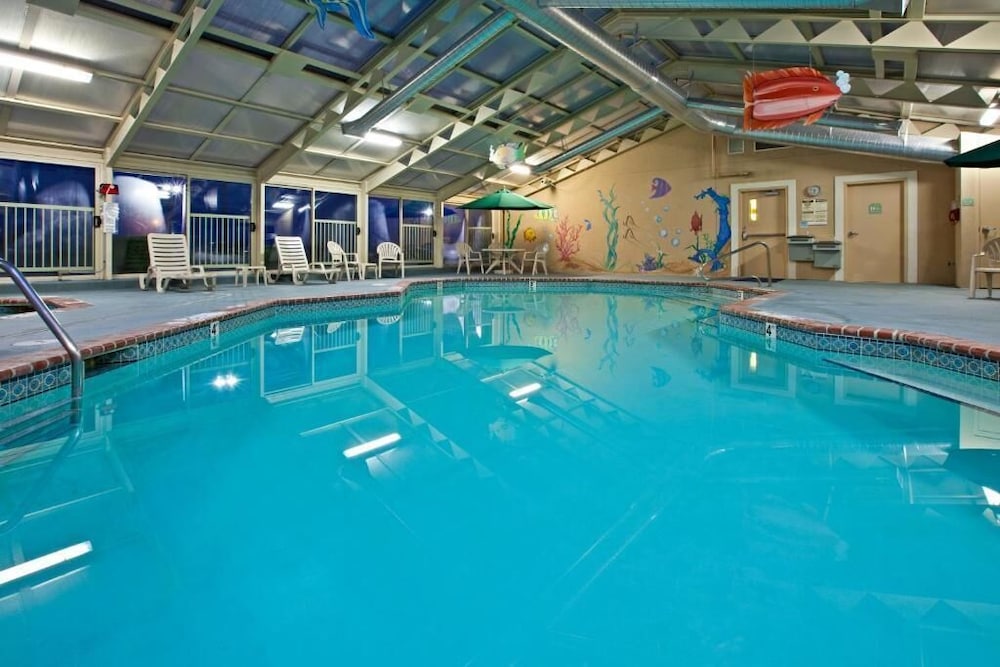 Baymont by Wyndham Litchfield 1/29