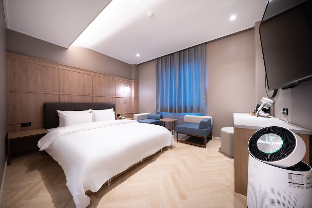 Browndot Hotel Suwon City Hall 11/37