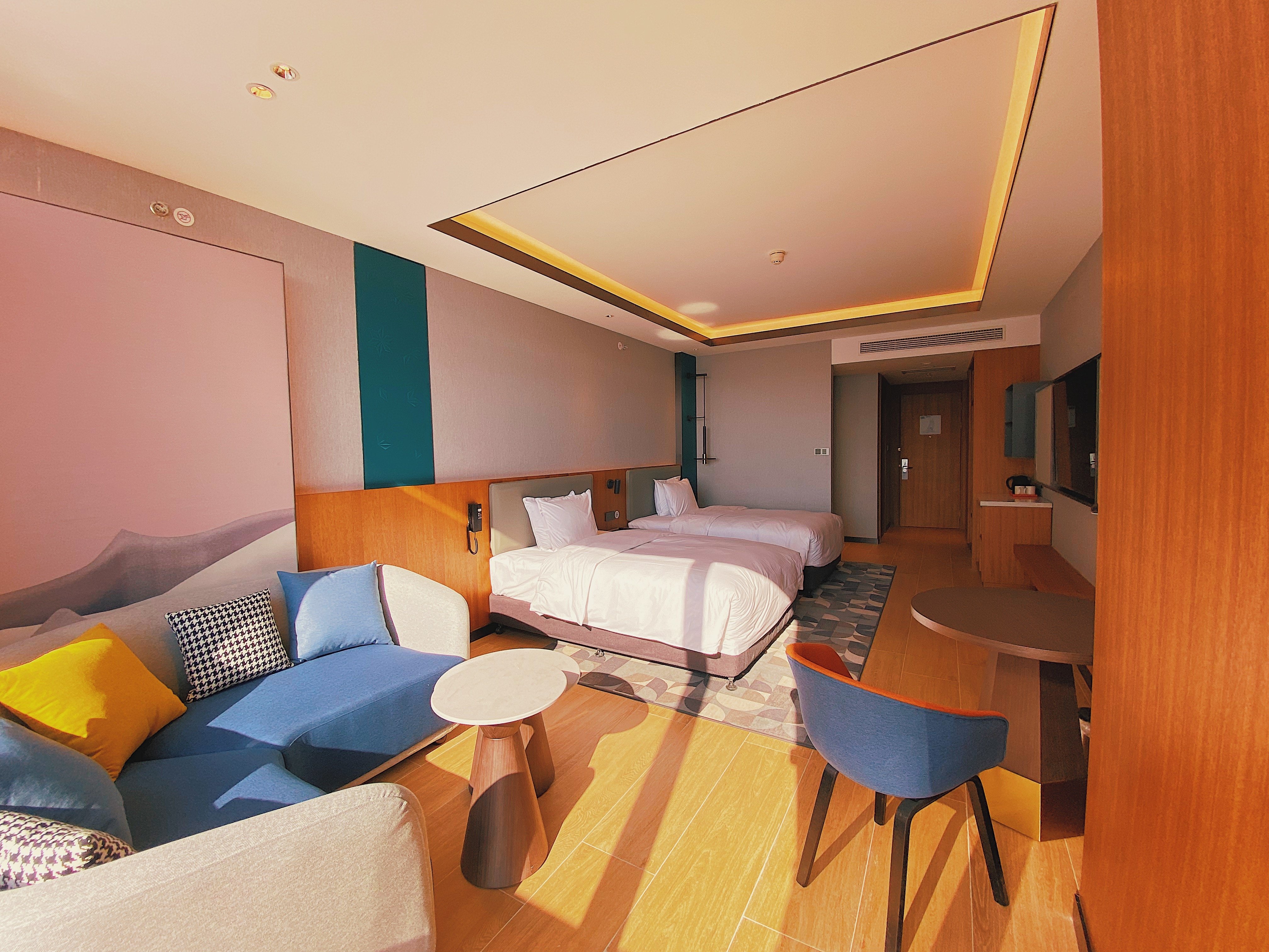 Holiday Inn Express Jining Cultural Center 13/46
