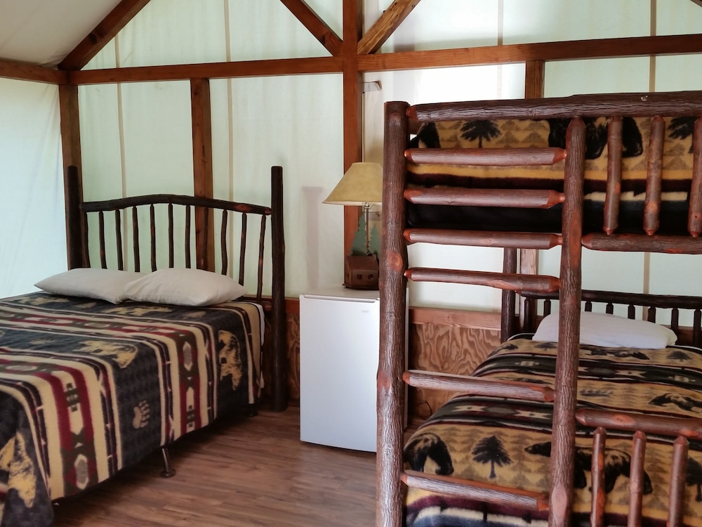 Indian Flat RV Park - Tent Cabins 39/58