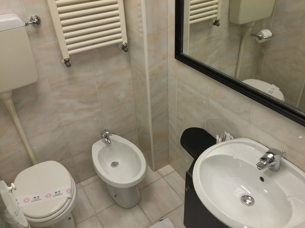 Hotel Memory 46/48