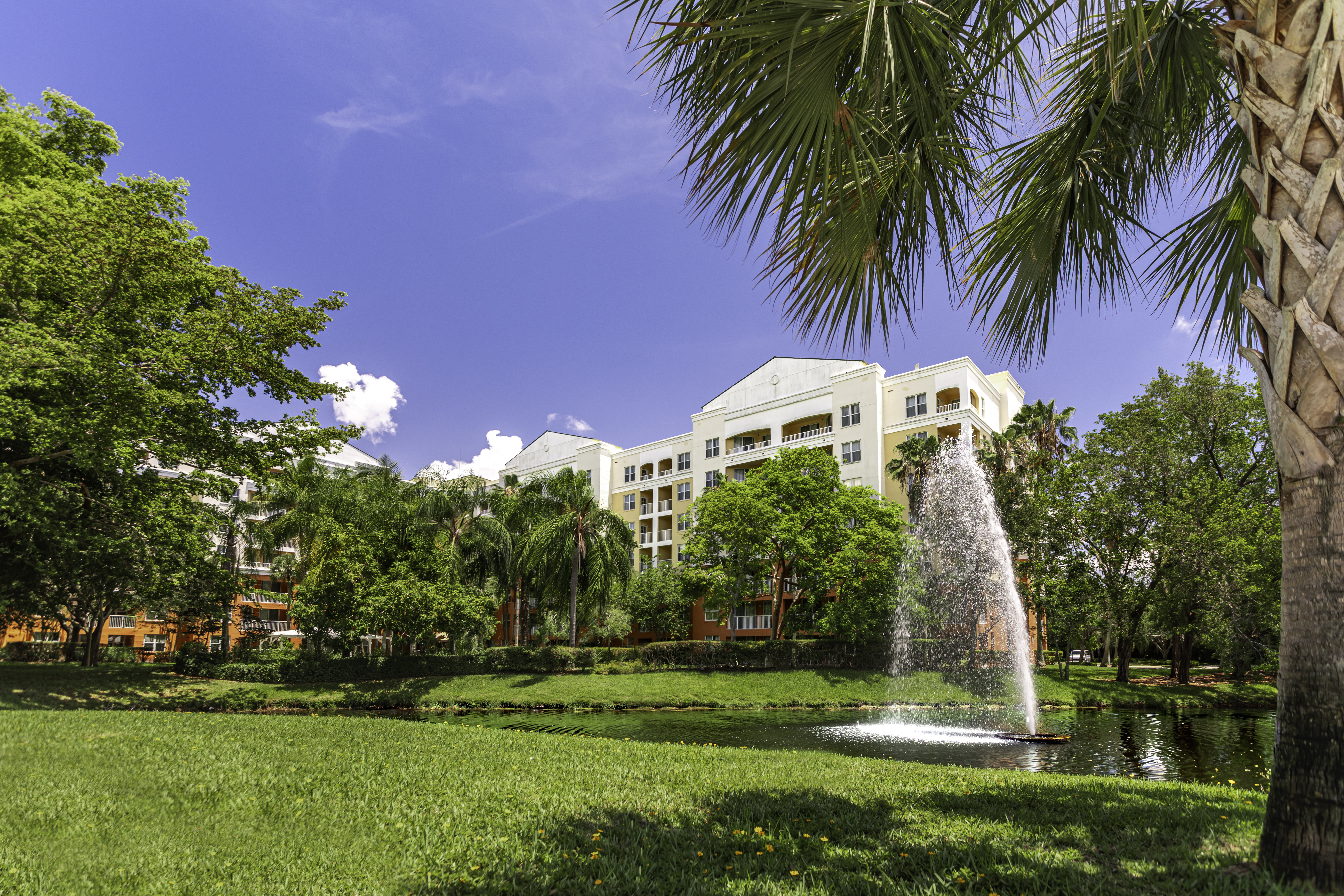 Vacation Village At Weston 68/81