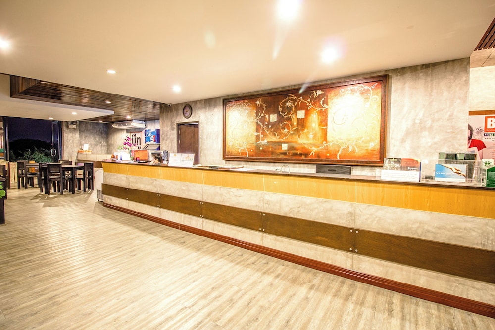 B2 Mahidol Boutique & Budget Hotel 8/42