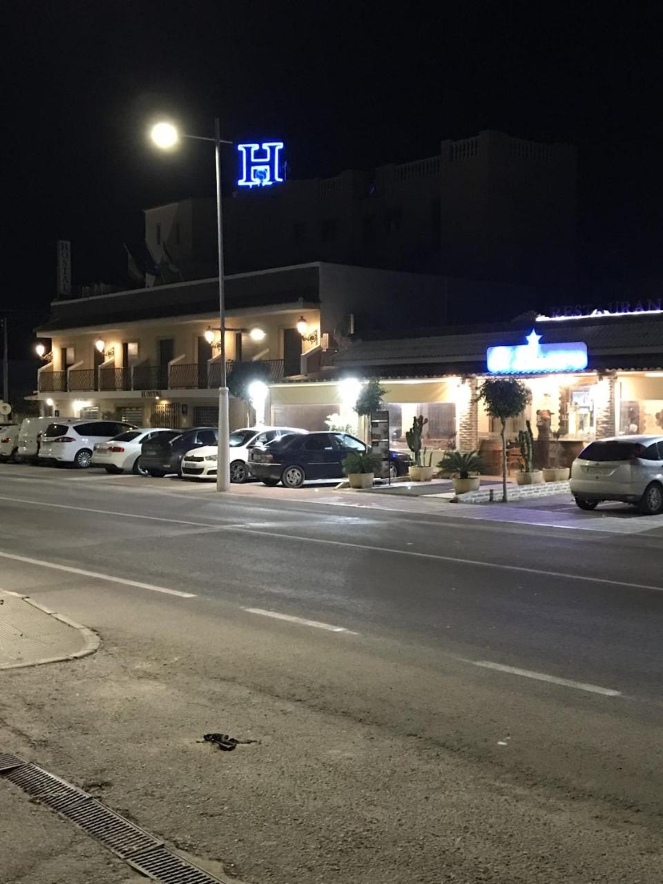 Hotel Lucero 4/42