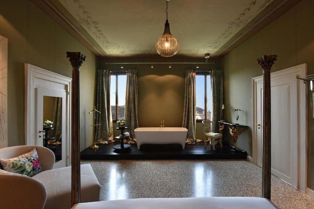 Hotel Heureka 5/55